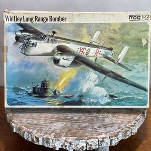 Frog Whitley long range bomber model plane kit 1/72